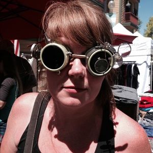 Meet your Posher, Amy